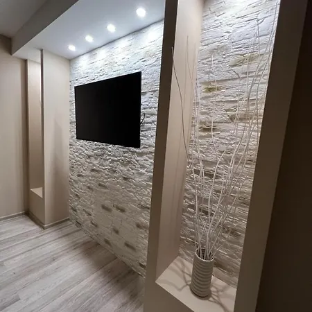 Esse Apartament Gulbene Exterior photo